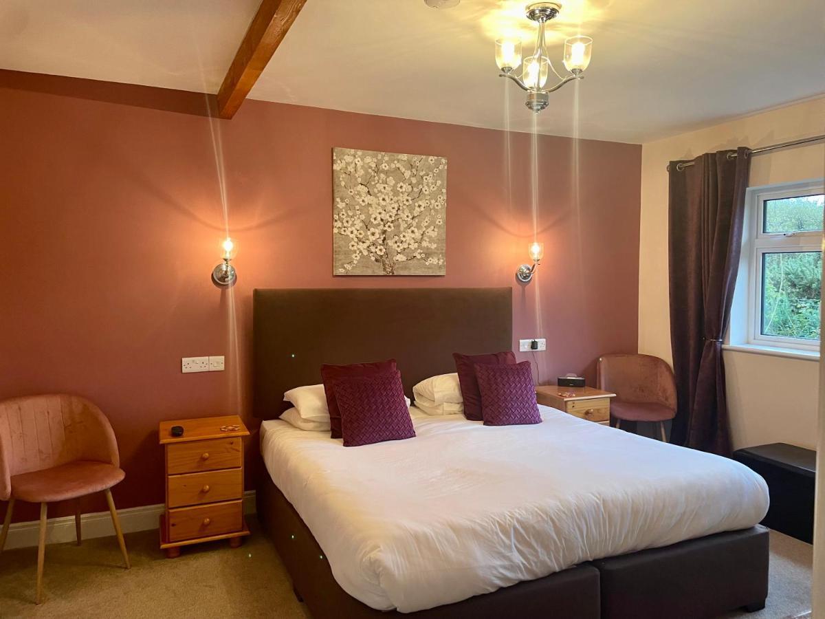 קליפדן Buttermilk Lodge Guest Accommodation מראה חיצוני תמונה