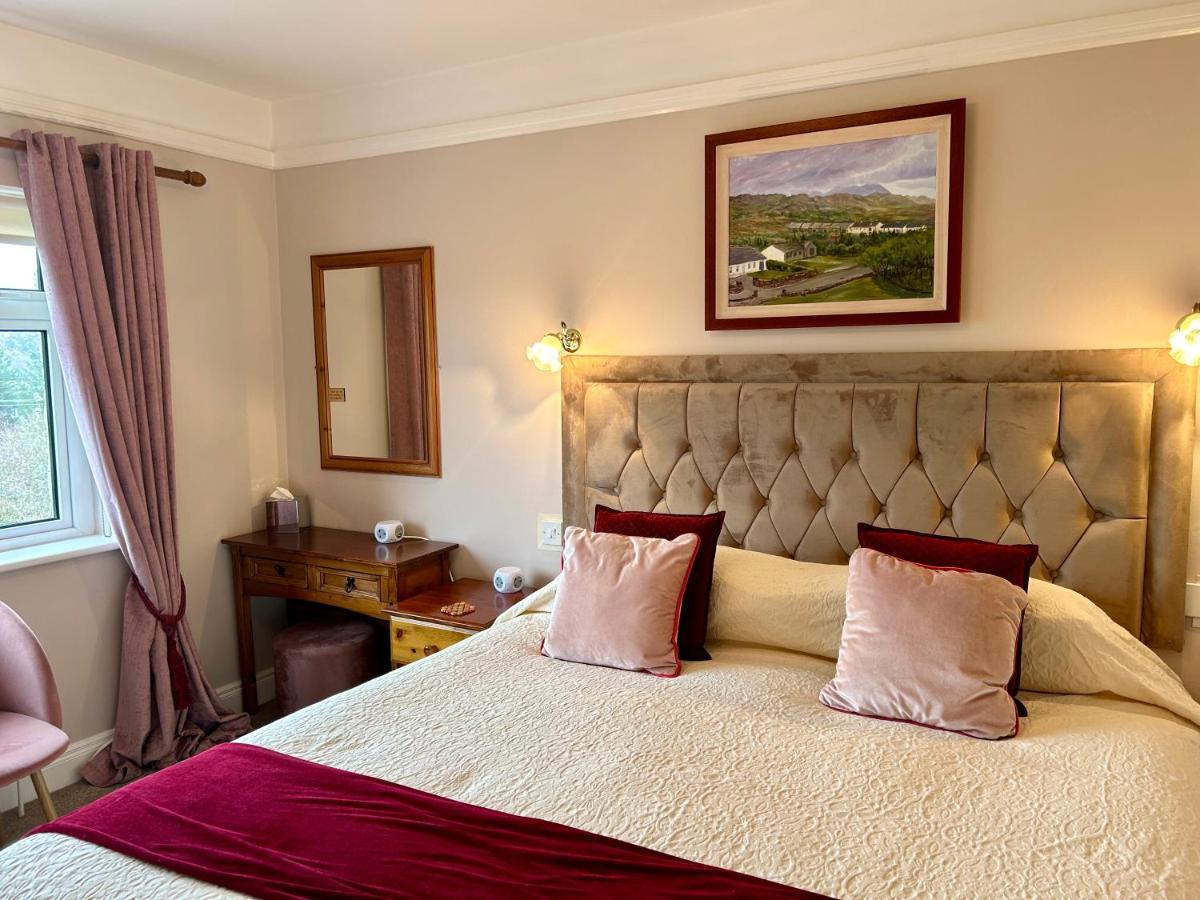 קליפדן Buttermilk Lodge Guest Accommodation מראה חיצוני תמונה